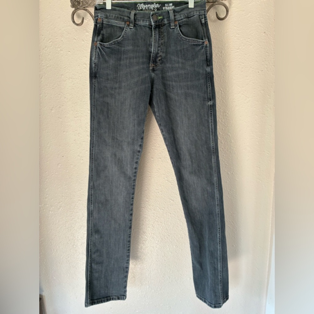 Wrangler Retro Slim Straight Jeans